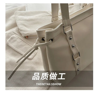 Women's Retro Leather Tote Bag