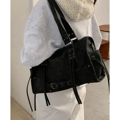 Vintage Tassel Shoulder Bag