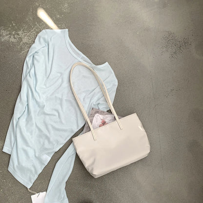 Minimalist Shoulder Bag