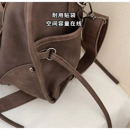 Vintage Tassel Shoulder Bag