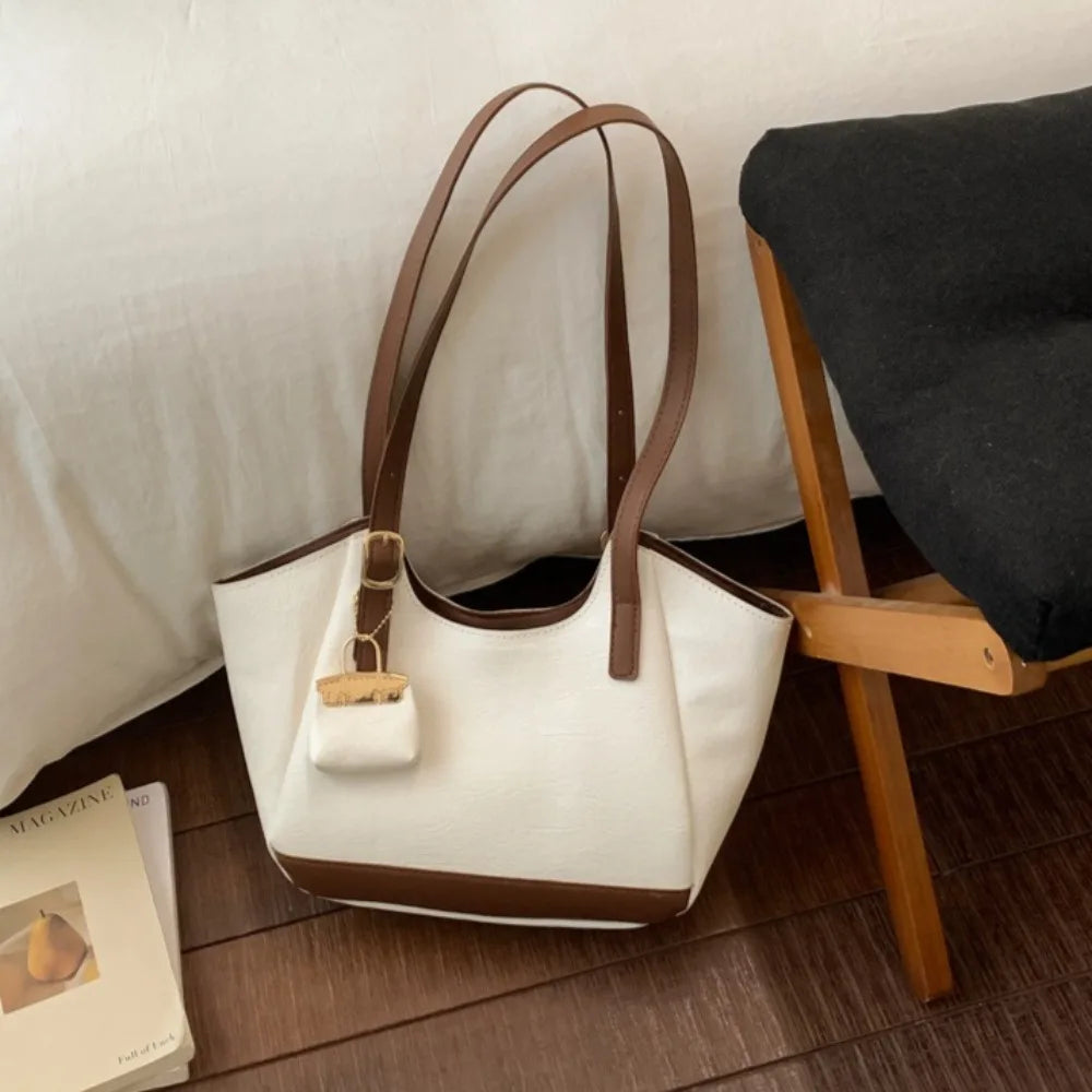 Classic Retro Shoulder Bag