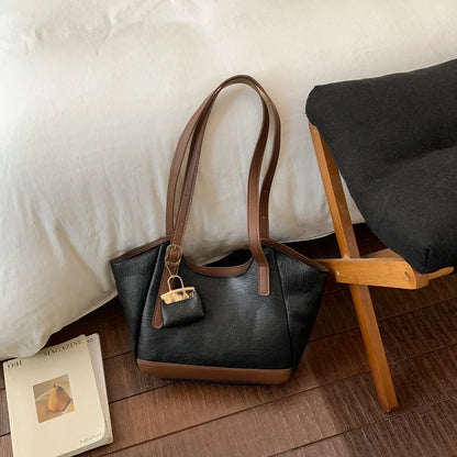 Classic Retro Shoulder Bag