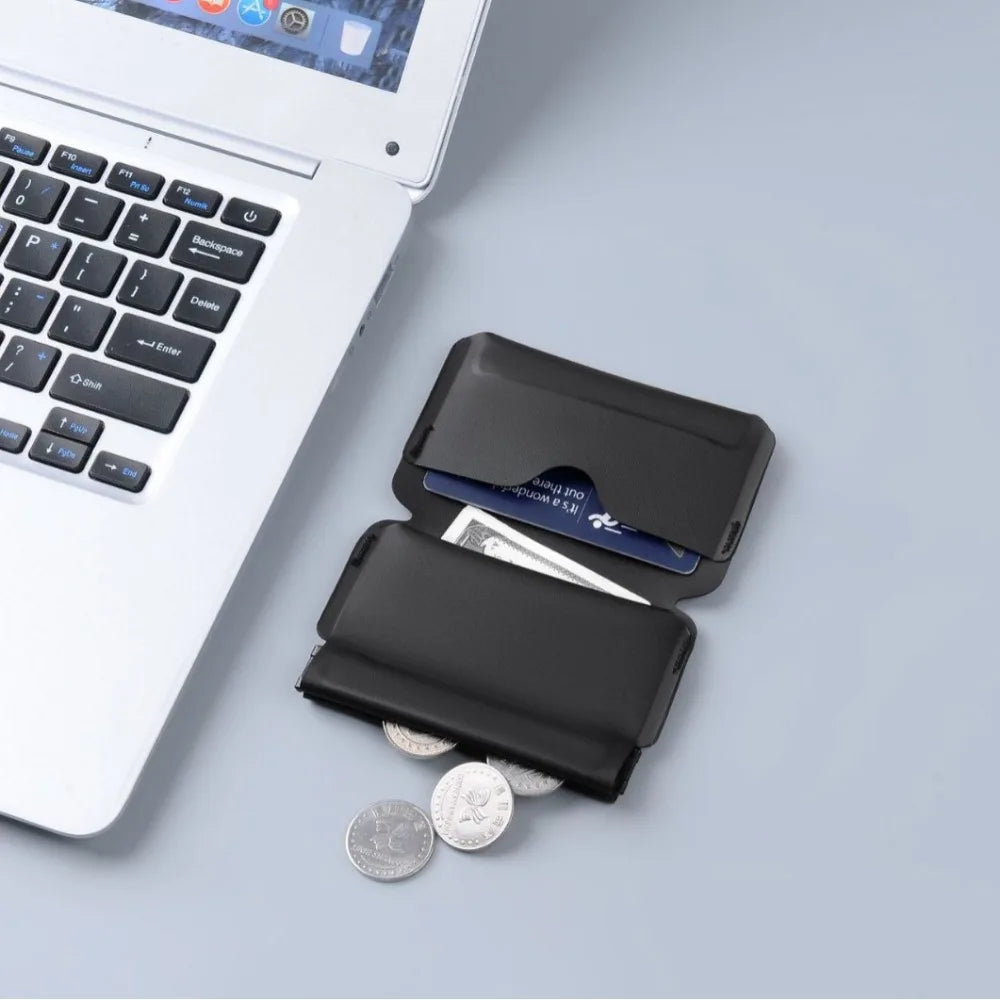 Minimalist Magnetic EDC Wallet