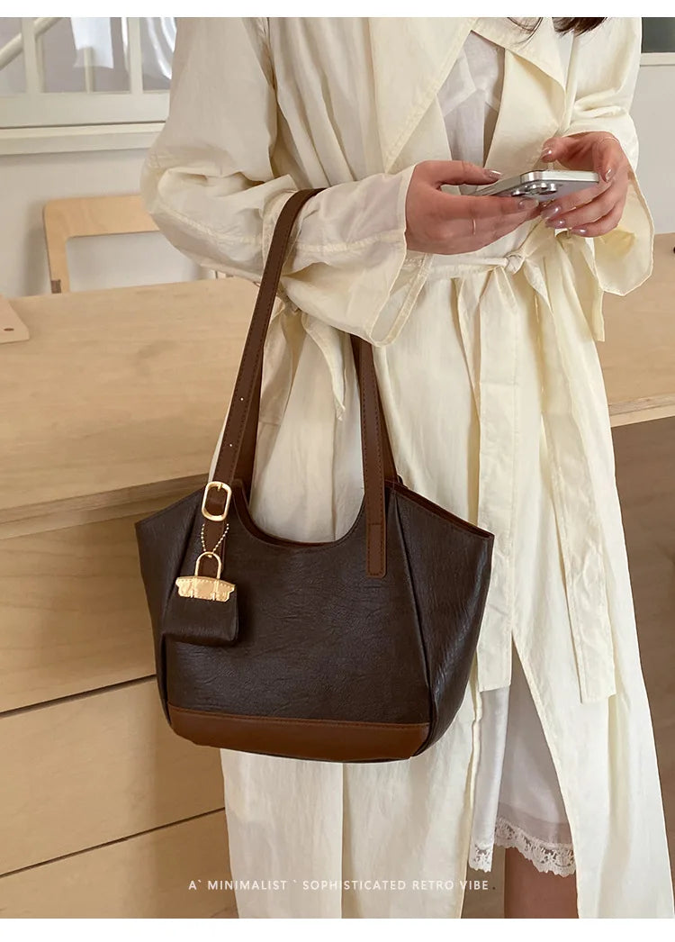Classic Retro Shoulder Bag